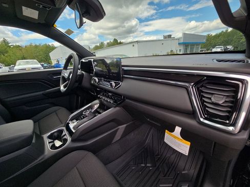 New 2026 GMC Canyon Elevation image 66