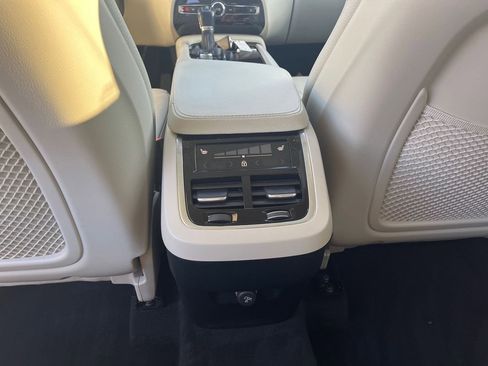 Used 2019 Volvo XC90 T6 Momentum w/ Advanced Package image 22