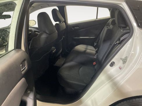 Used 2018 Toyota Prius Two image 12