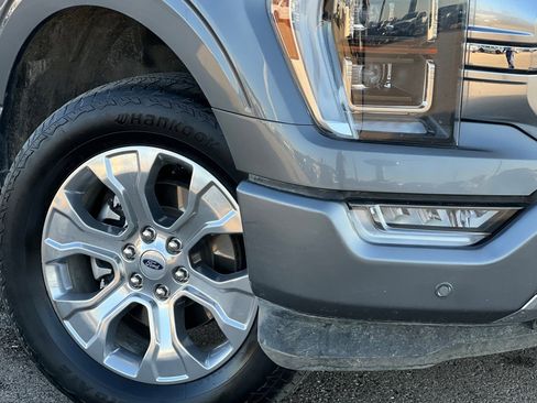 Used 2023 Ford F150 Platinum image 29