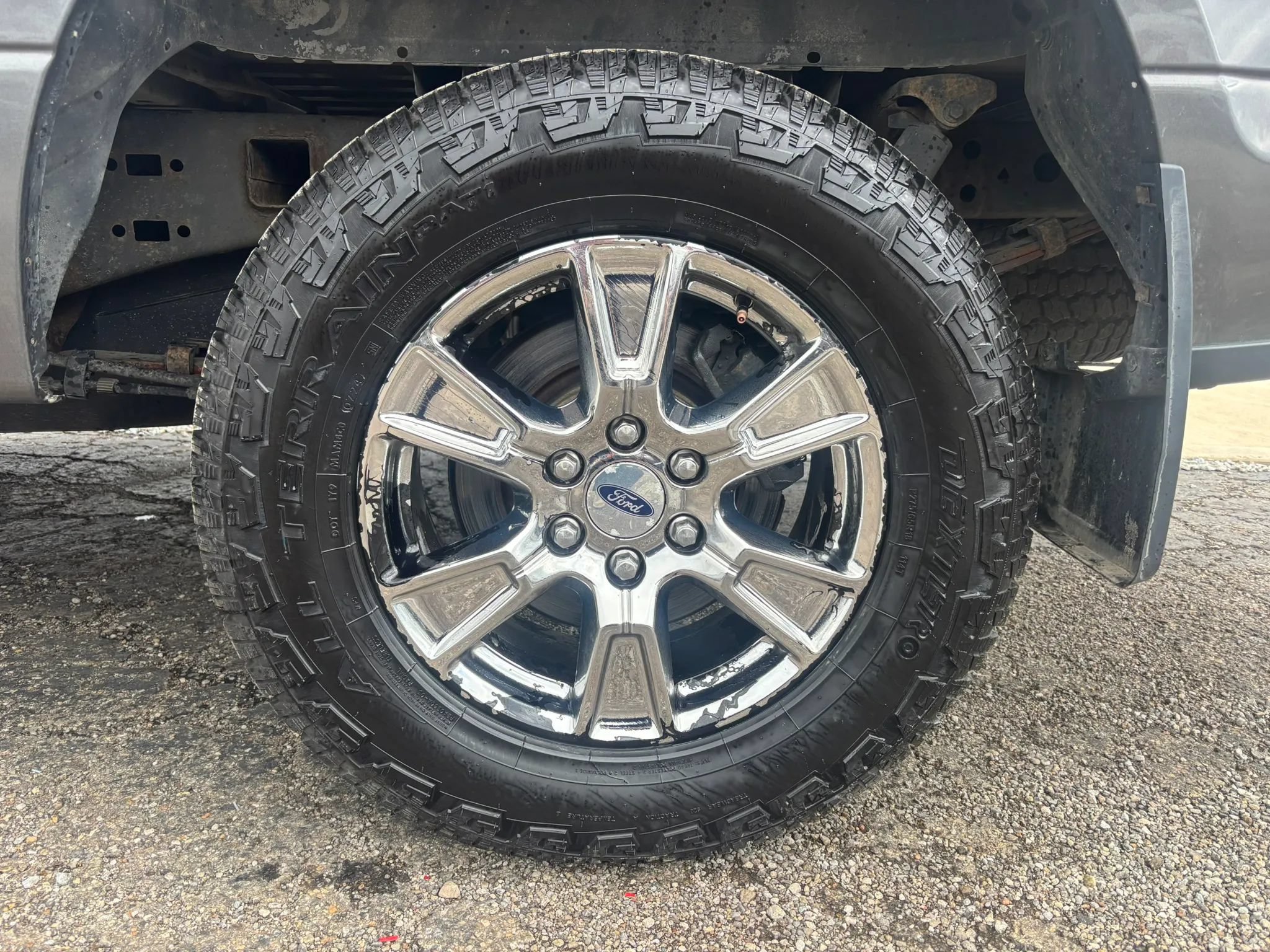 Used 2016 Ford F150 XLT w/ Equipment Group 301A Mid AWD/4WD image 2