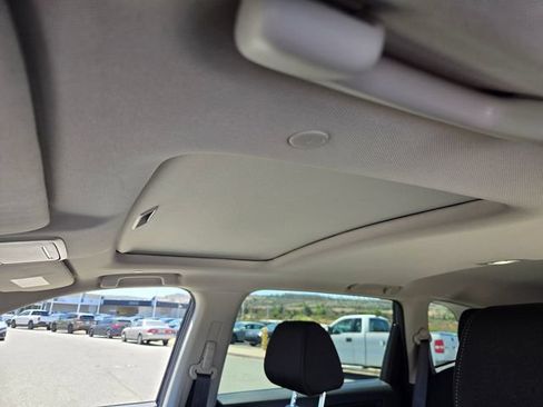 Used 2024 Honda CR-V EX image 9