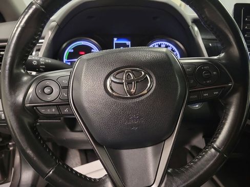 Used 2022 Toyota Camry SE image 20