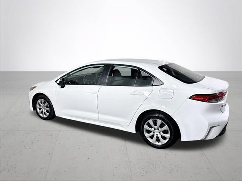 Used 2024 Toyota Corolla LE FWD image 8