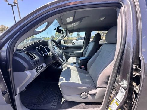 Used 2013 Toyota Tacoma 2WD Double Cab w/ SR5 Pkg image 18