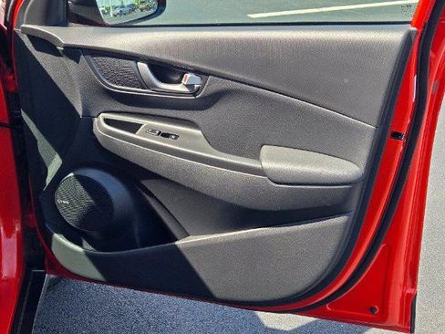 Used 2020 Hyundai Kona Ultimate FWD image 5