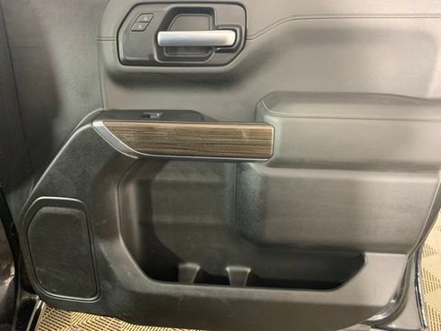 Used 2022 Chevrolet Silverado 1500 RST AWD/4WD image 29