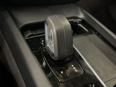 Used 2022 Volvo S60 B5 Inscription FWD image 18