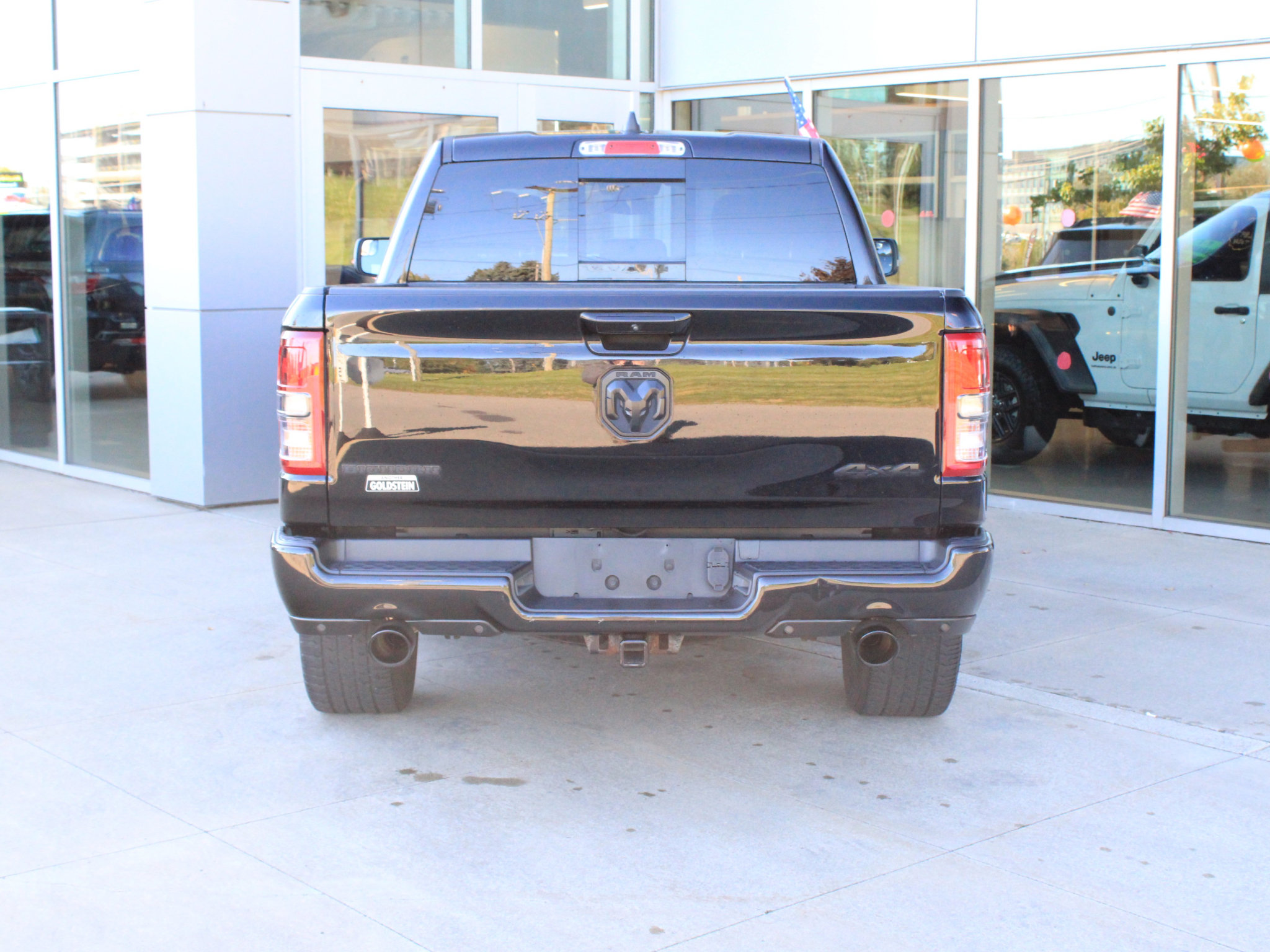 Used 2020 RAM 1500 Big Horn AWD/4WD image 7