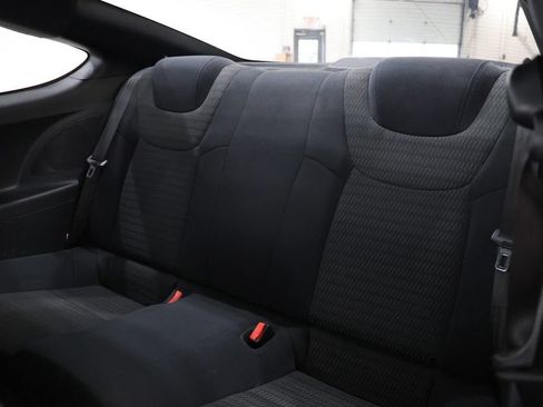 Used 2015 Hyundai Genesis 3.8 RWD image 29