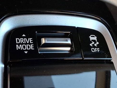 Certified 2026 Toyota Corolla SE image 24