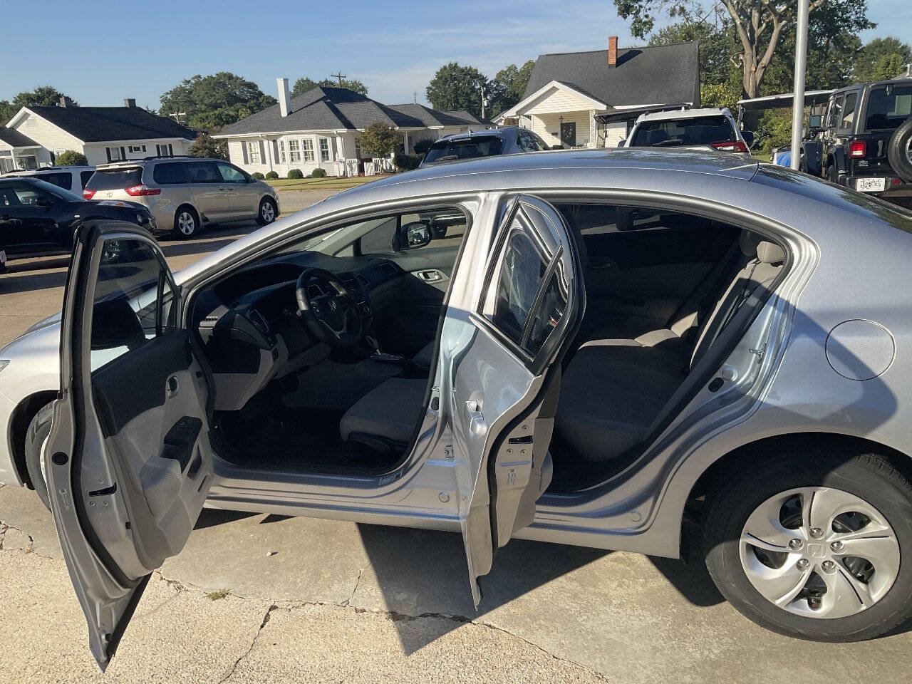Used 2013 Honda Civic LX image 8