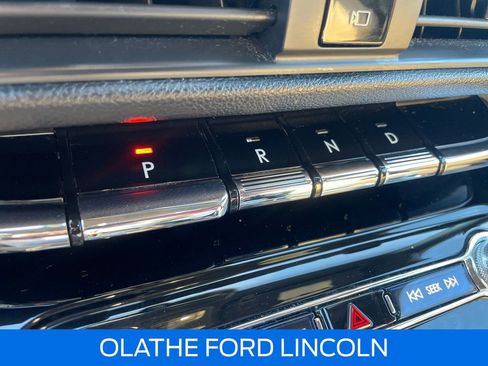 Used 2020 Lincoln Corsair Reserve w/ Equipment Group 201A image 12