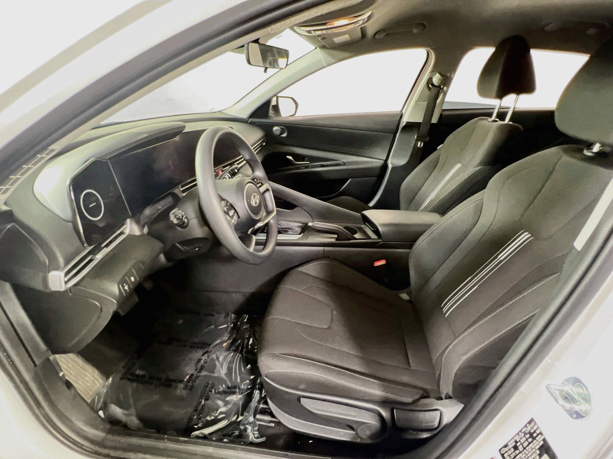 Used 2024 Hyundai Elantra SEL FWD image 20