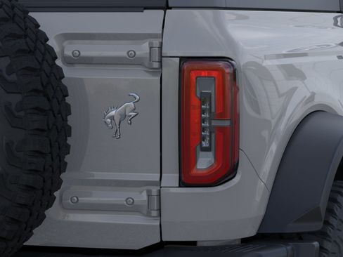 New 2026 Ford Bronco Badlands AWD/4WD image 40