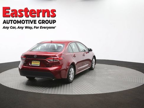 Used 2025 Toyota Corolla LE FWD image 39