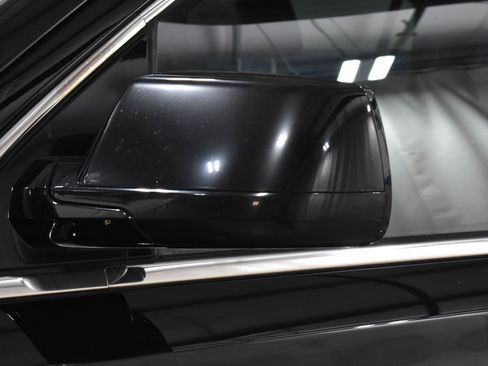 Used 2020 GMC Yukon Denali image 3