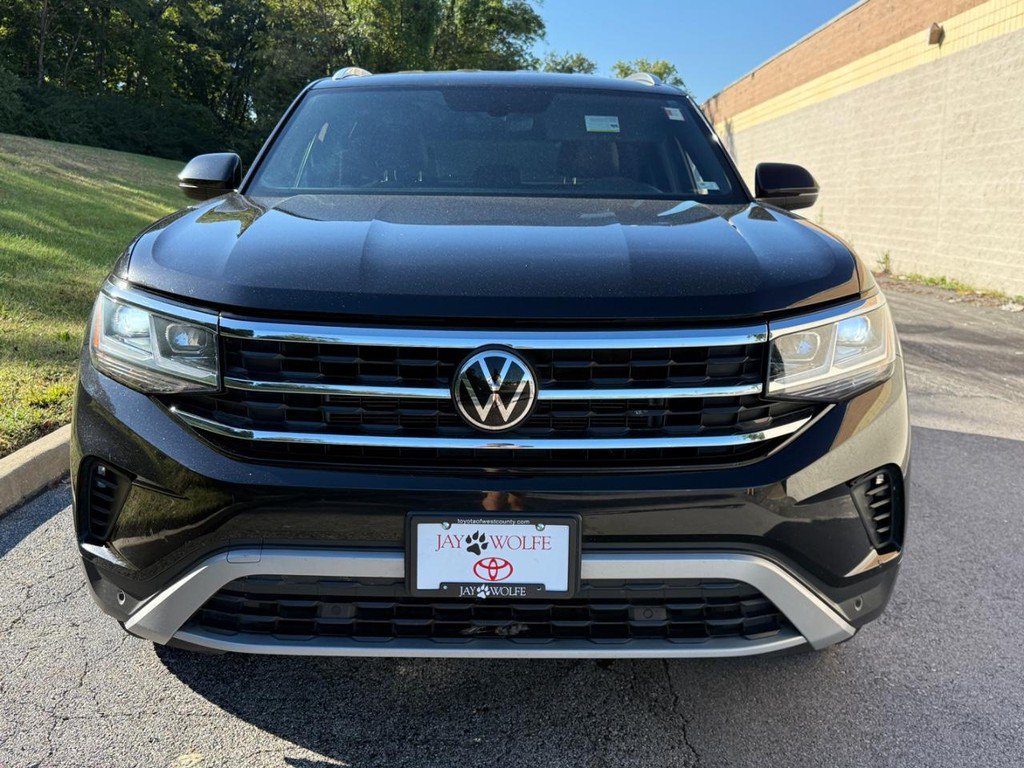Used 2023 Volkswagen Atlas Cross Sport SE AWD/4WD image 6