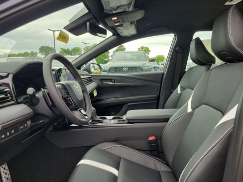 New 2026 Toyota Camry SE FWD image 15