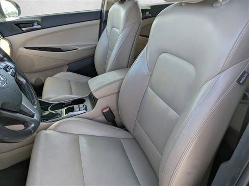 Used 2016 Hyundai Tucson Limited w/ Option Group 03 image 24