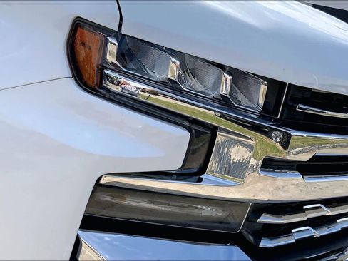 Used 2019 Chevrolet Silverado 1500 LTZ w/ LTZ Premium Package AWD/4WD image 27