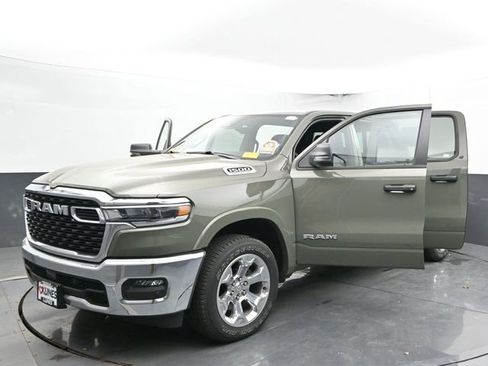 Used 2026 RAM 1500 Big Horn AWD/4WD image 34