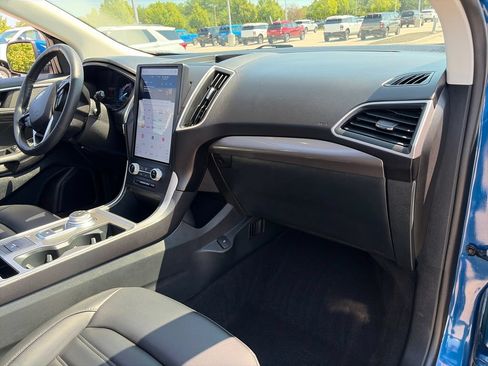 Used 2024 Ford Edge SEL w/ Convenience Package AWD/4WD image 10