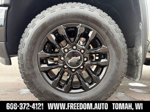Used 2025 Chevrolet Silverado 2500 LT w/ Trail Boss Package AWD/4WD image 26