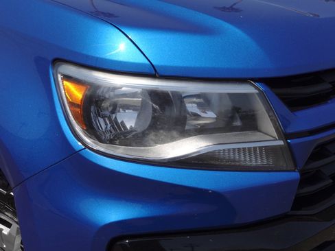 Used 2021 Chevrolet Colorado LT w/ Safety Package RWD image 2
