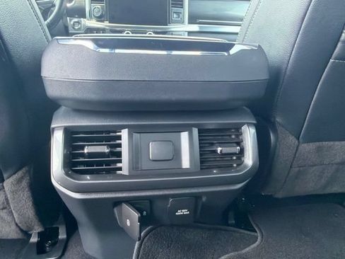 Used 2023 Ford F150 Lariat AWD/4WD image 63