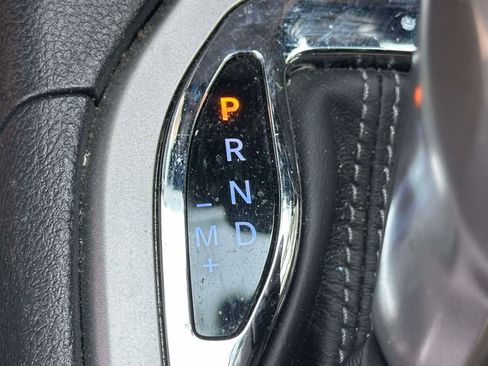 Used 2019 Jeep Grand Cherokee Overland AWD/4WD image 26