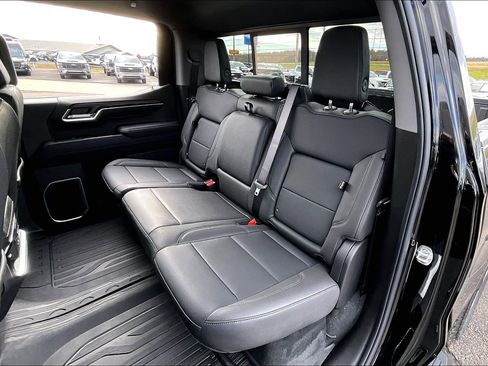 New 2026 GMC Sierra 1500 SLT w/ SLT Premium Plus Package image 10