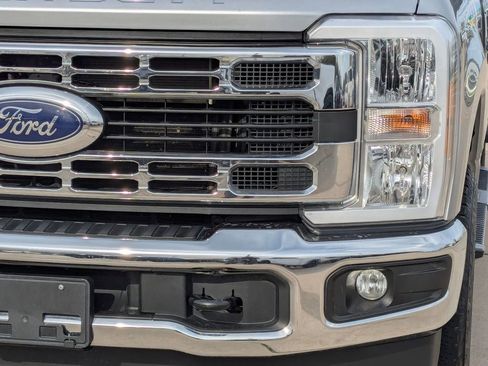 Used 2024 Ford F250 XLT image 10