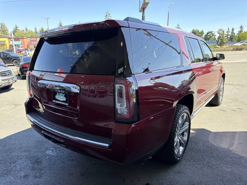 Used 2019 GMC Yukon XL Denali w/ Denali Ultimate Package AWD/4WD image 10