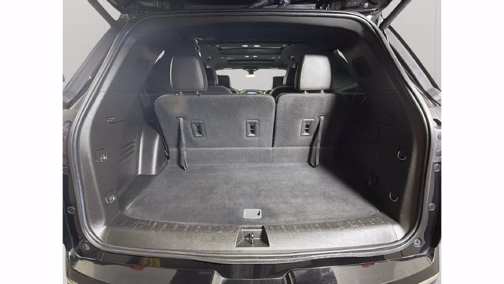 Certified 2023 Chevrolet Traverse Premier FWD image 30