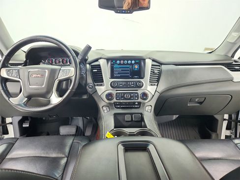 Used 2019 GMC Yukon XL SLT w/ Open Road Package image 28