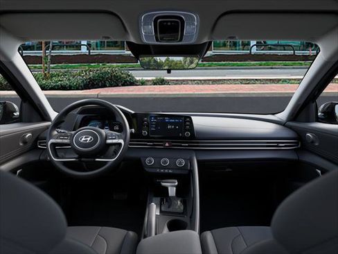 New 2026 Hyundai Elantra SE image 11