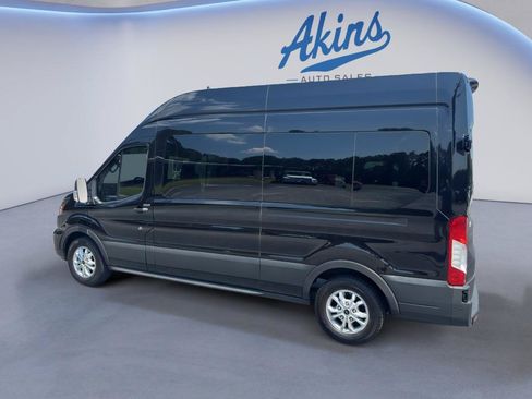 Used 2024 Ford Transit 350 XLT RWD image 8
