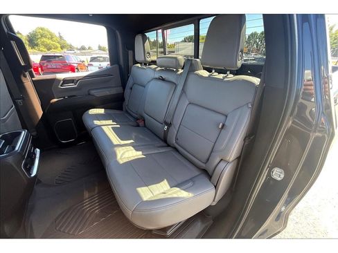 Used 2022 Chevrolet Silverado 1500 LTZ w/ LTZ Premium Package image 27