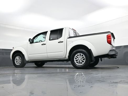 Used 2017 Nissan Frontier SV w/ SV Value Truck Package image 37