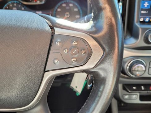 Used 2019 Chevrolet Colorado Z71 image 30