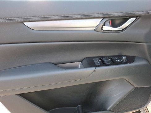 Used 2023 MAZDA CX-5 AWD 2.5 S w/ Select Package image 9