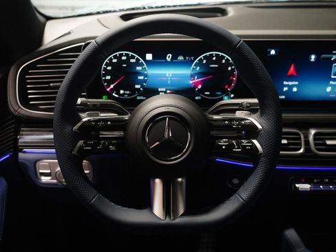 New 2026 Mercedes-Benz GLS 580 4MATIC image 19