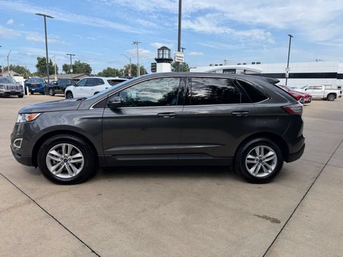 Used 2017 Ford Edge SEL w/ Equipment Group 201A FWD image 8