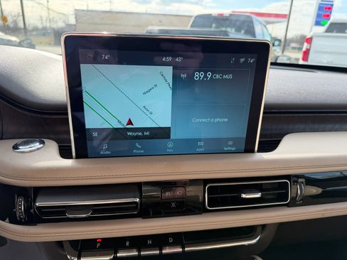 Used 2020 Lincoln Aviator Reserve w/ Equipment Group 202A image 19