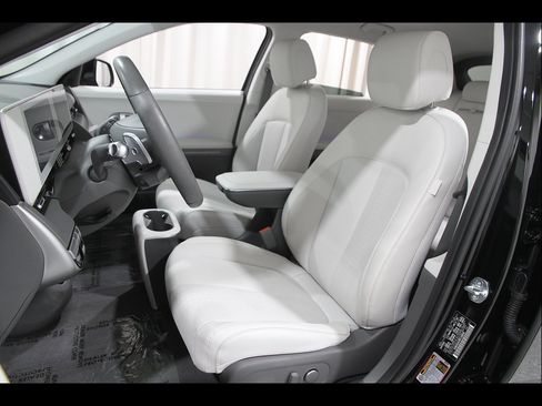Certified 2023 Hyundai Ioniq 5 SEL AWD/4WD image 5