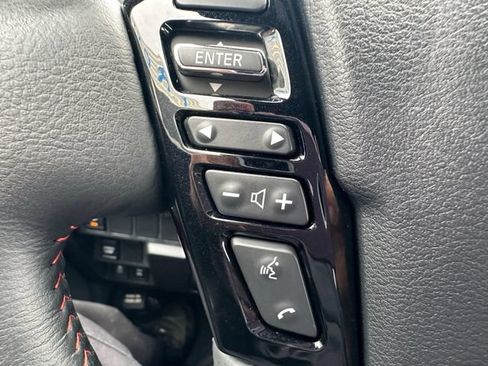 Used 2026 Nissan Frontier PRO-4X AWD/4WD image 13