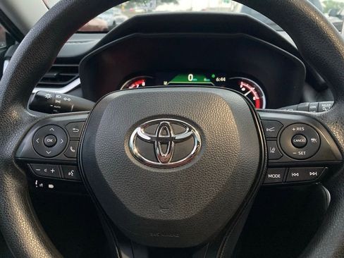 Used 2023 Toyota RAV4 XLE w/ Convenience Package image 16
