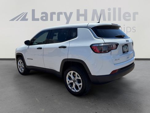 Certified 2025 Jeep Compass Sport AWD/4WD image 3