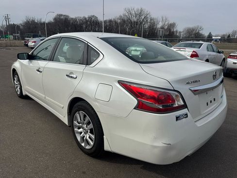 Used 2014 Nissan Altima 2.5 S image 7